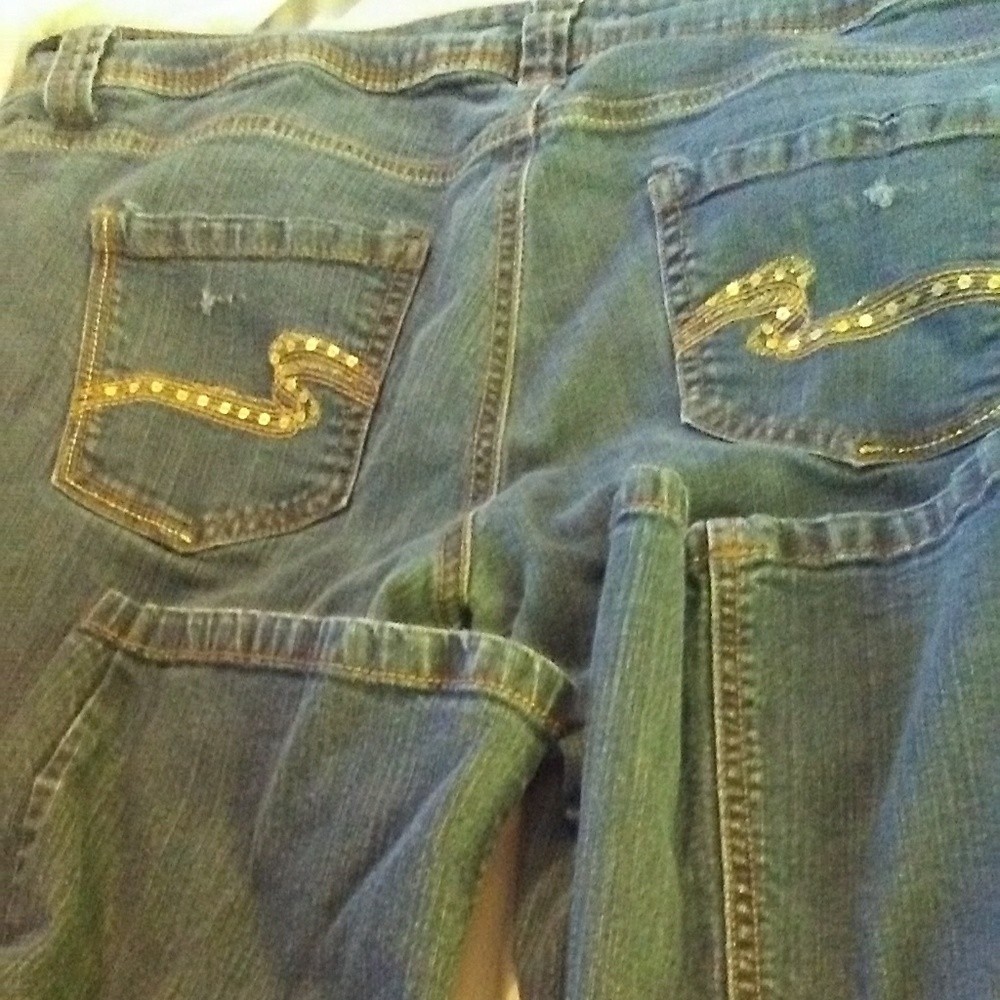 Women's jeans